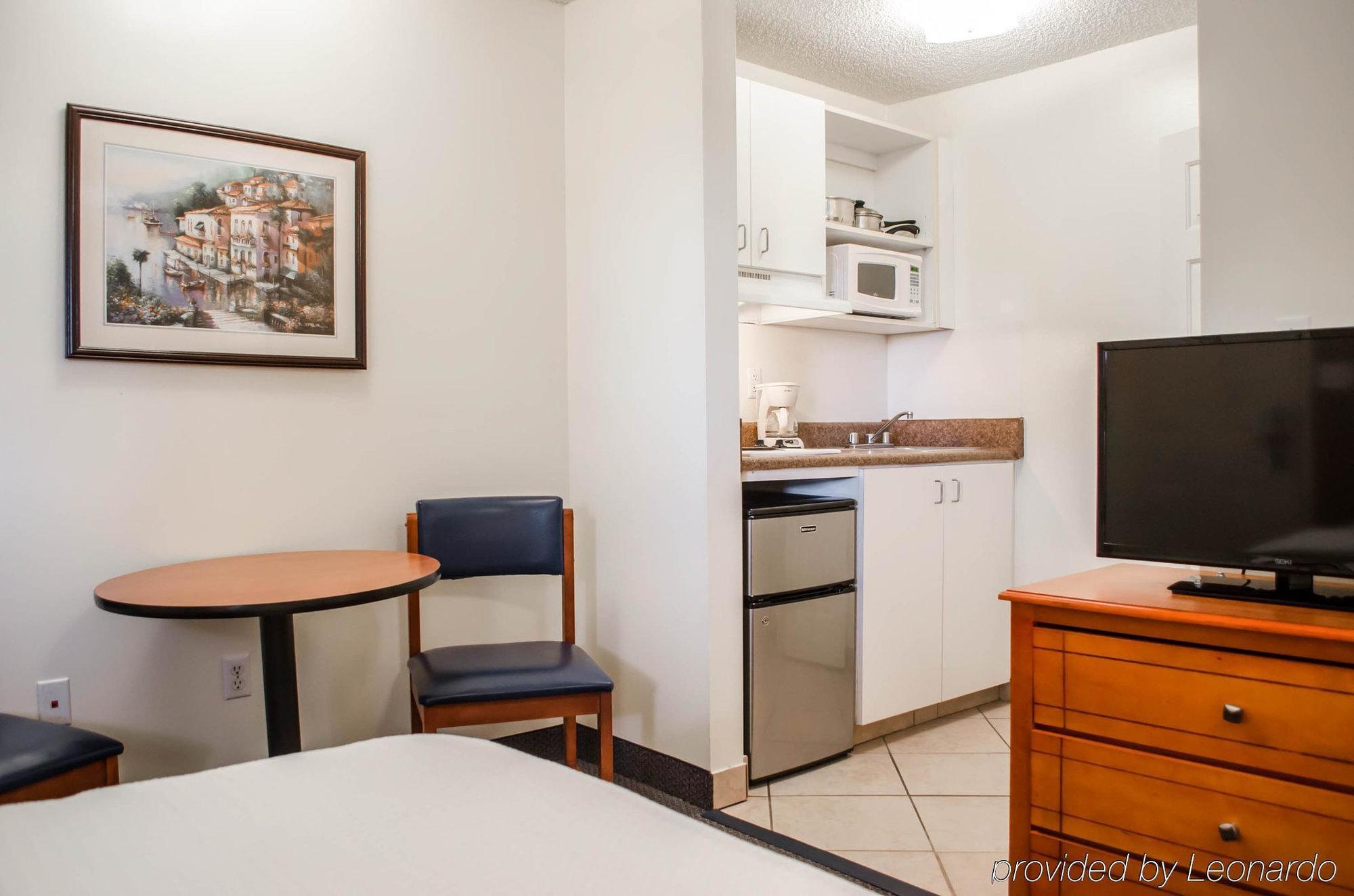 Tampa Bay Extended Stay Hotel Largo Εξωτερικό φωτογραφία