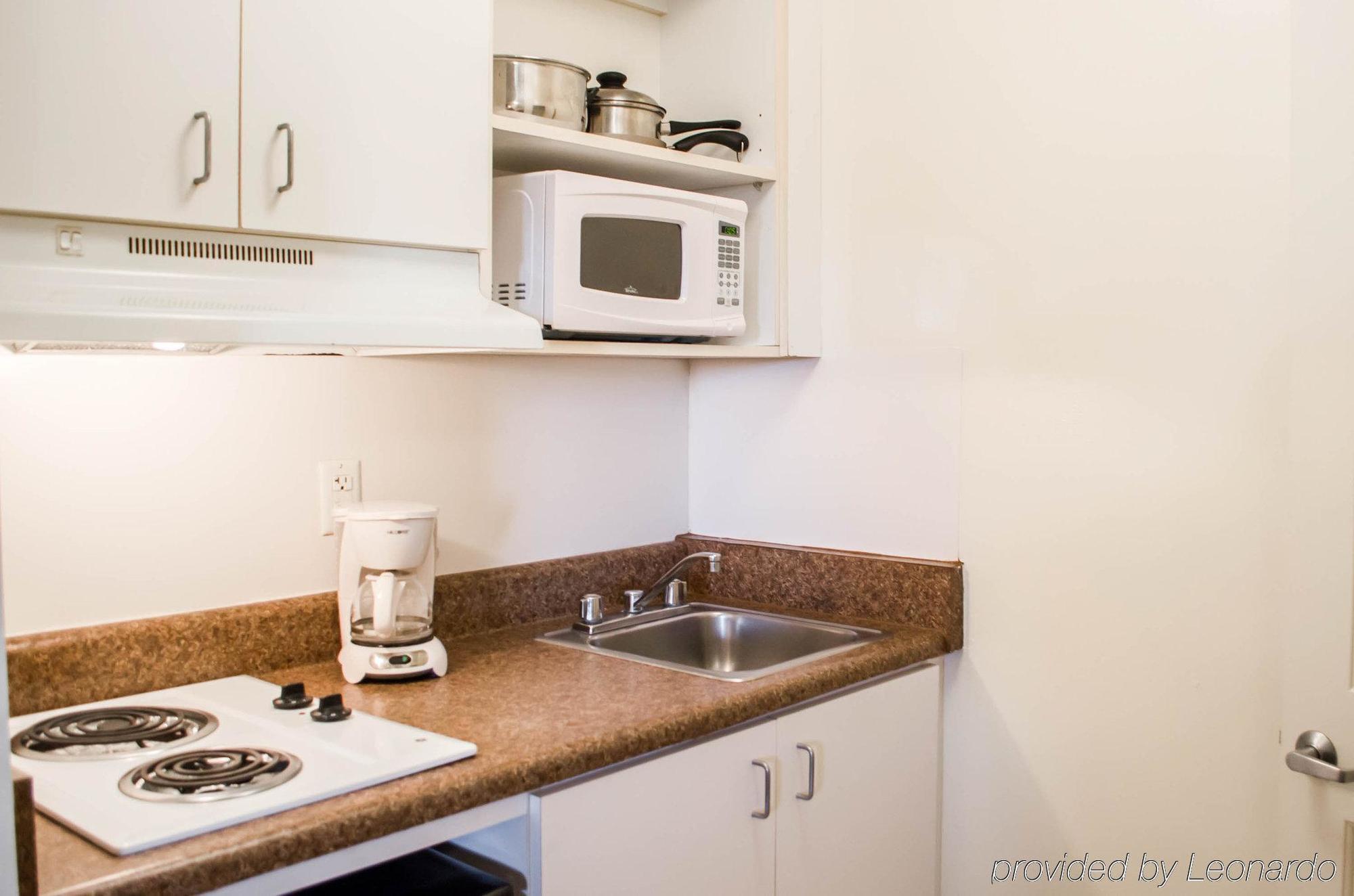 Tampa Bay Extended Stay Hotel Largo Εξωτερικό φωτογραφία
